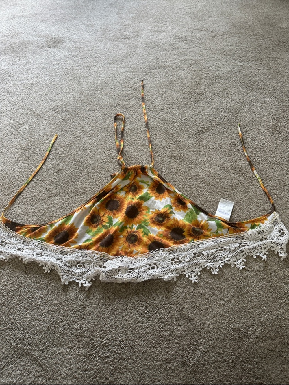 TELA  Sunflower Print Cropped Halter Top with White Lace size S/P